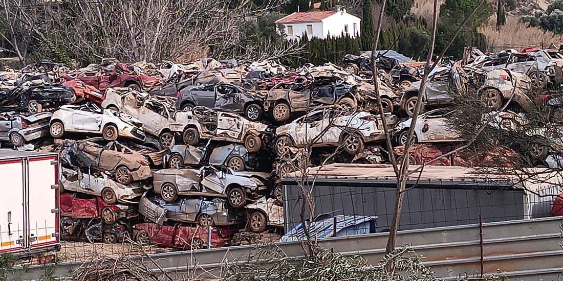 Els vehicles afectats per la DANA posen en perill el Paisatge Protegit del Serpis